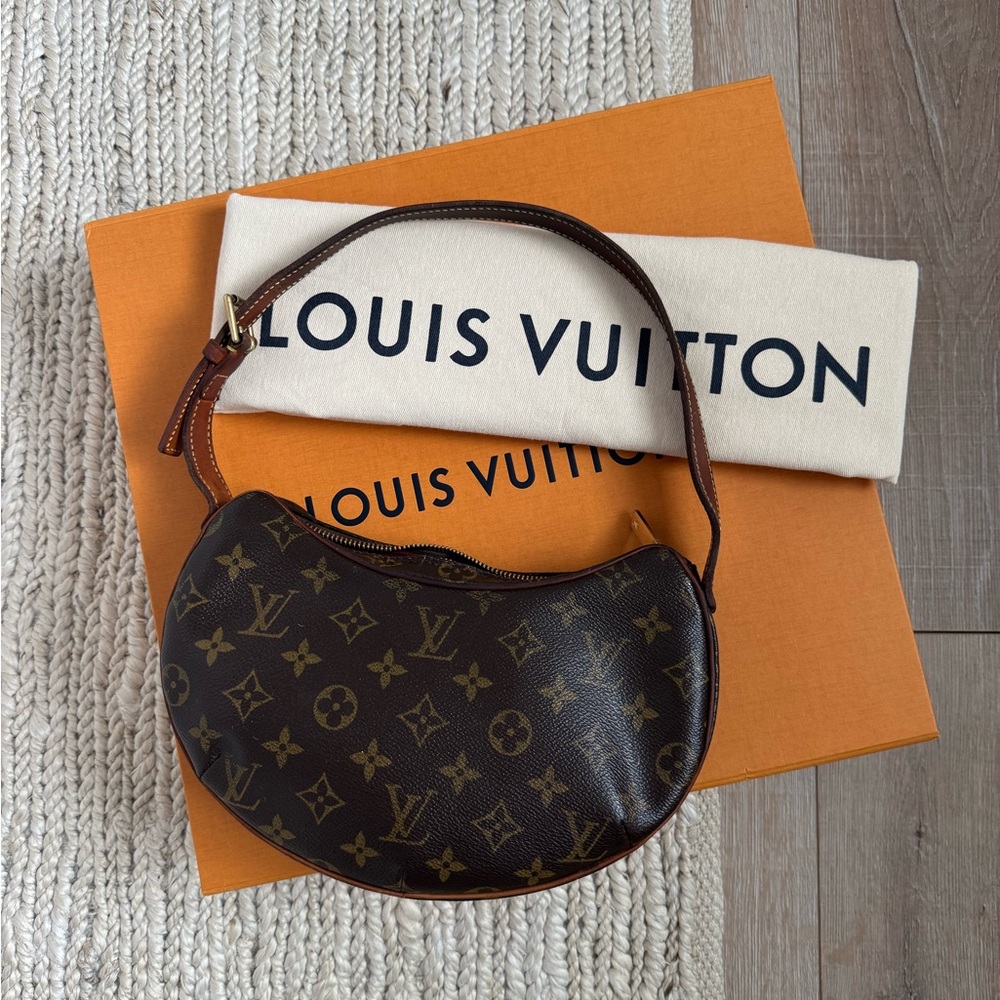SOLD Louis Vuitton Croissant PM